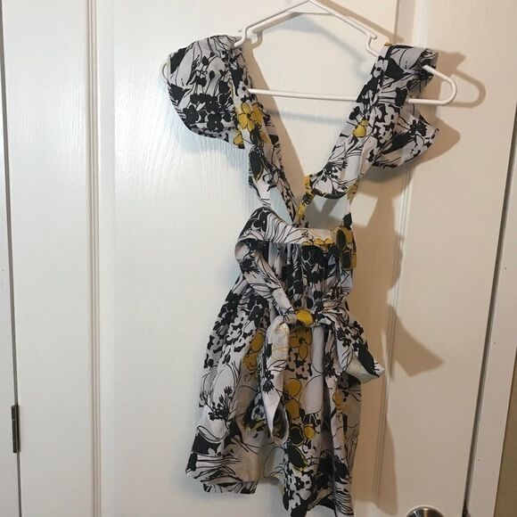 Little Miss Hot Stuff Floral Overall Size 4 NWT - Picture 3 of 12